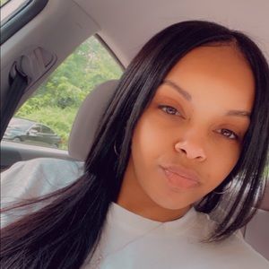 Meet your Posher, Nicky